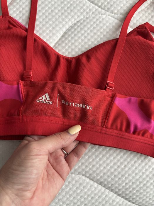 Дамски спортен сутиен Adidas