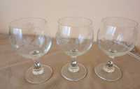 Стъклени чаши за ракия /вино