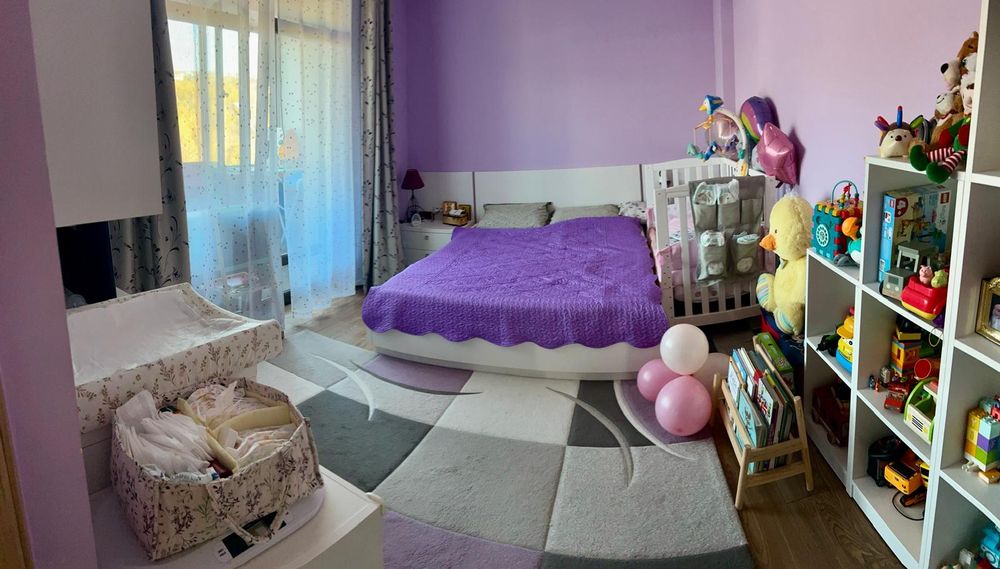 Apartament 2 camere de vanzare, vis-a-vis de restaurant Bellaria