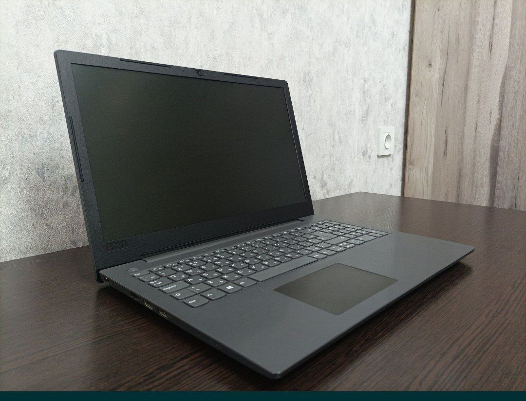 Lenovo V130-15IGM SOTILADi