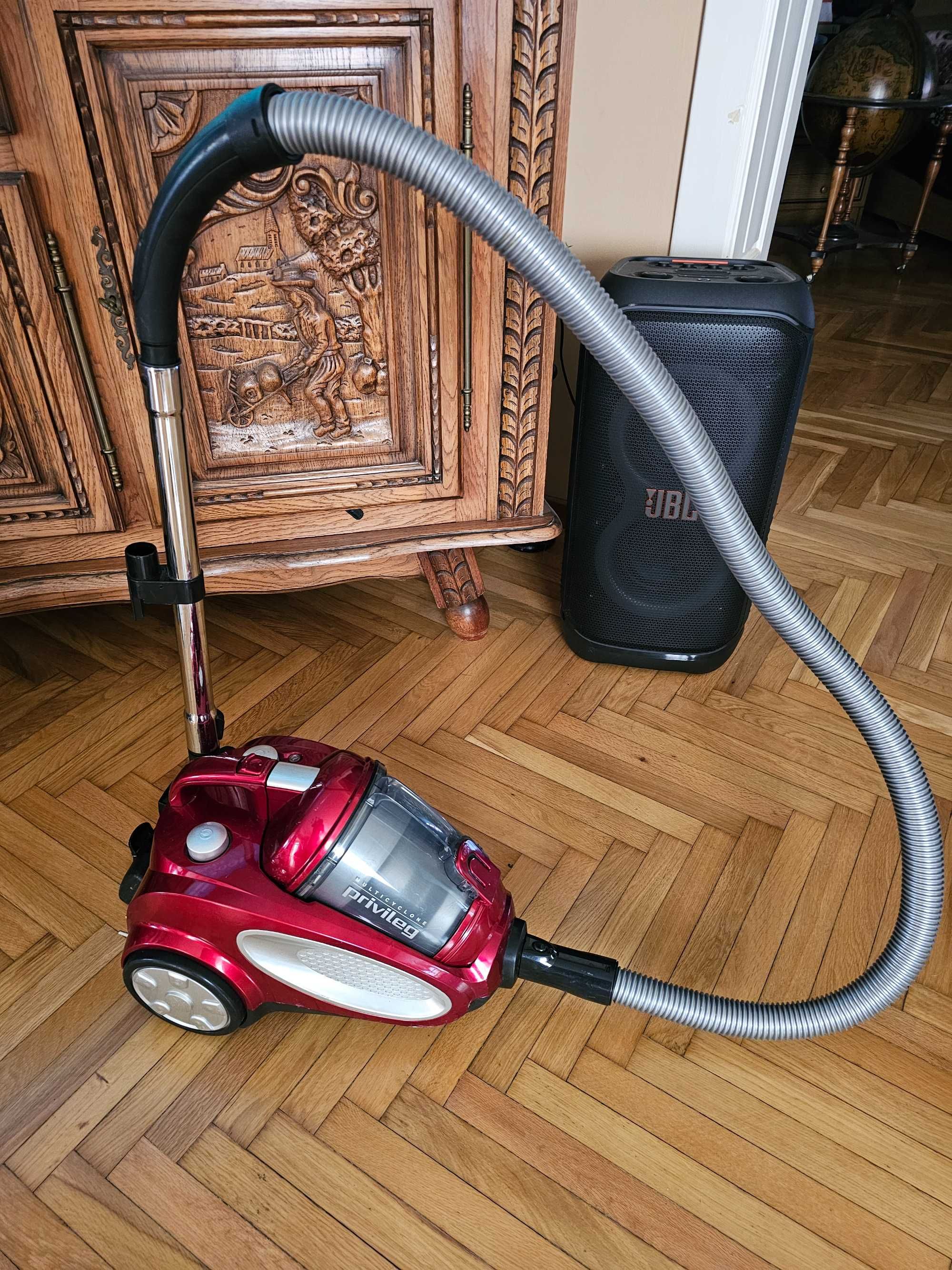 Aspiratoare fara sac Philips Dirt Devil Miele