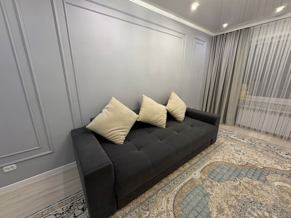 Продаю Диван в отличном состоянии