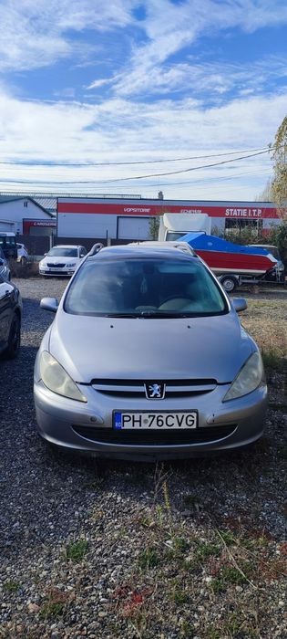 Dezmembrez Peugeot 307 2.0hdi