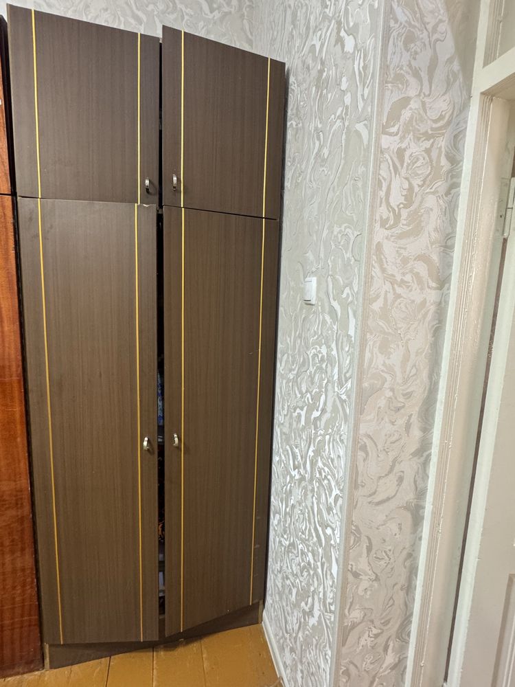 продаётся стенка с подставкой для телевизоора