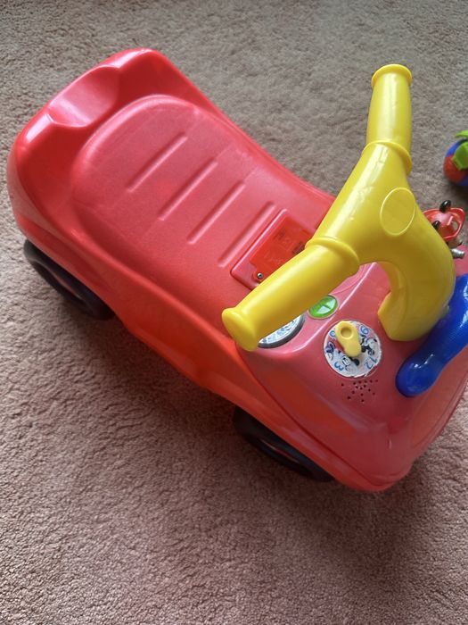 Masinuta ride-on Mickey Mouse in stare foarte buna