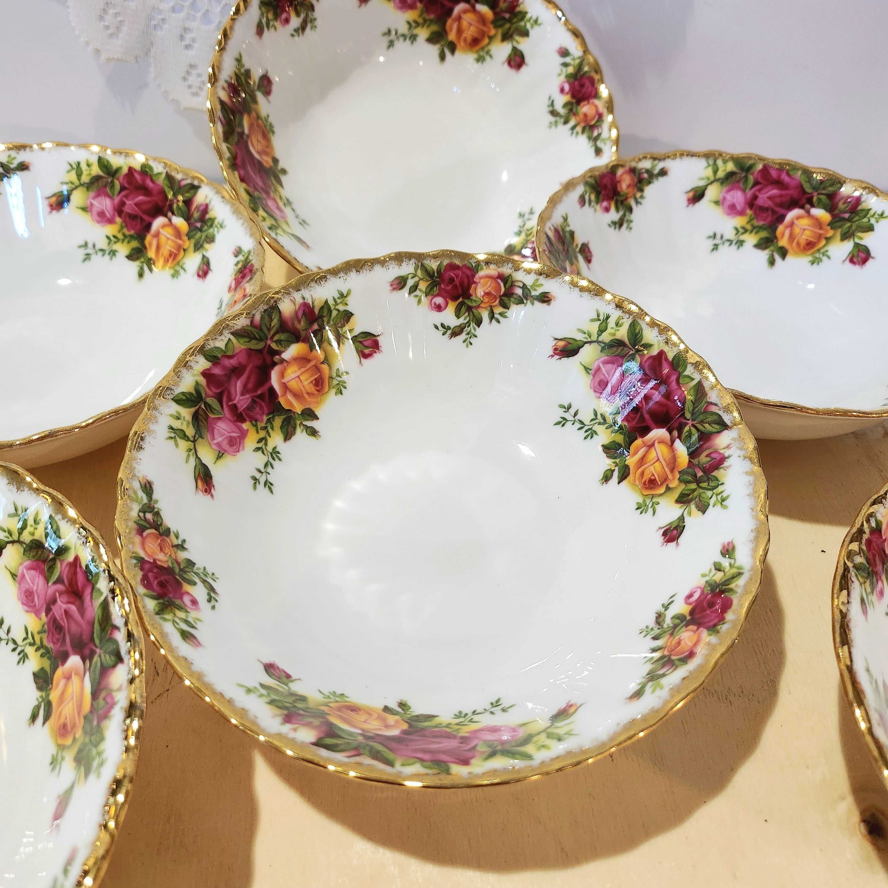 Комплект от шест купички Royal Albert "Old Country Roses"