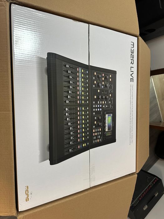 Vand sau schimb Midas M32