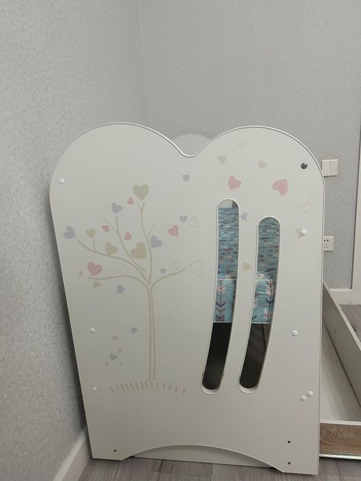 Детский манеж с нижней полкой