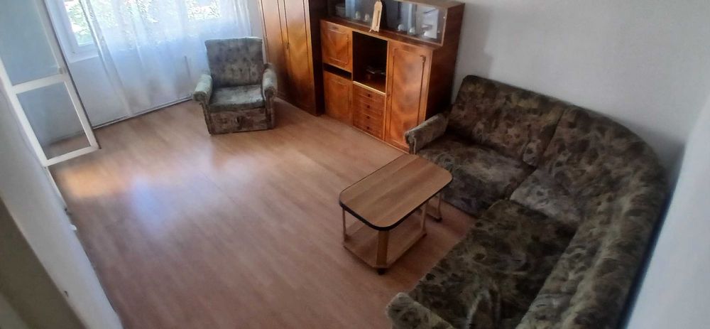 apartament 3 camere lenin etaj 2