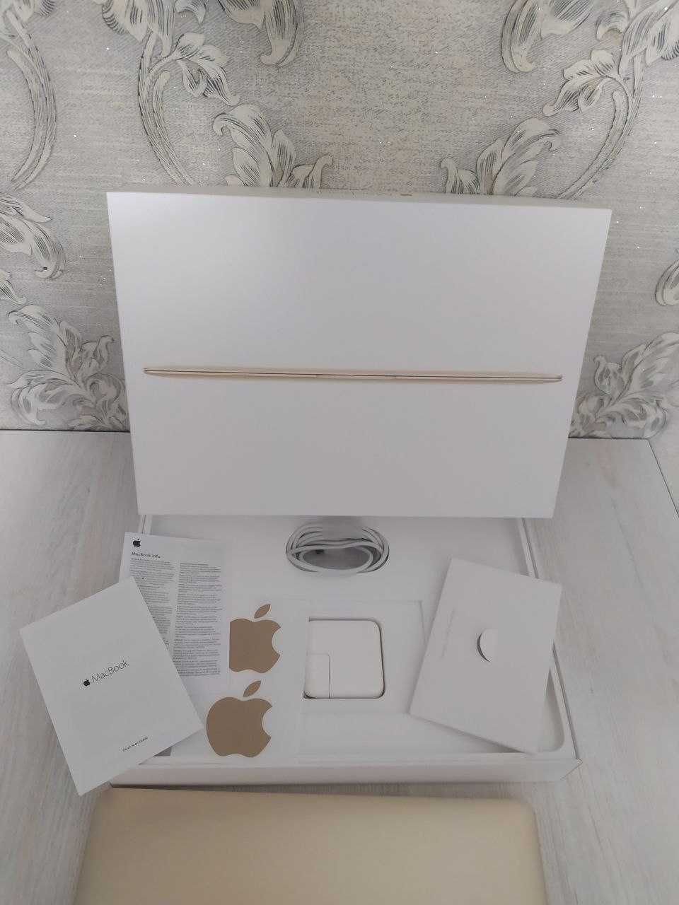 Apple MacBook 30 sikl   + bonus sovg'aga full set karobka dok