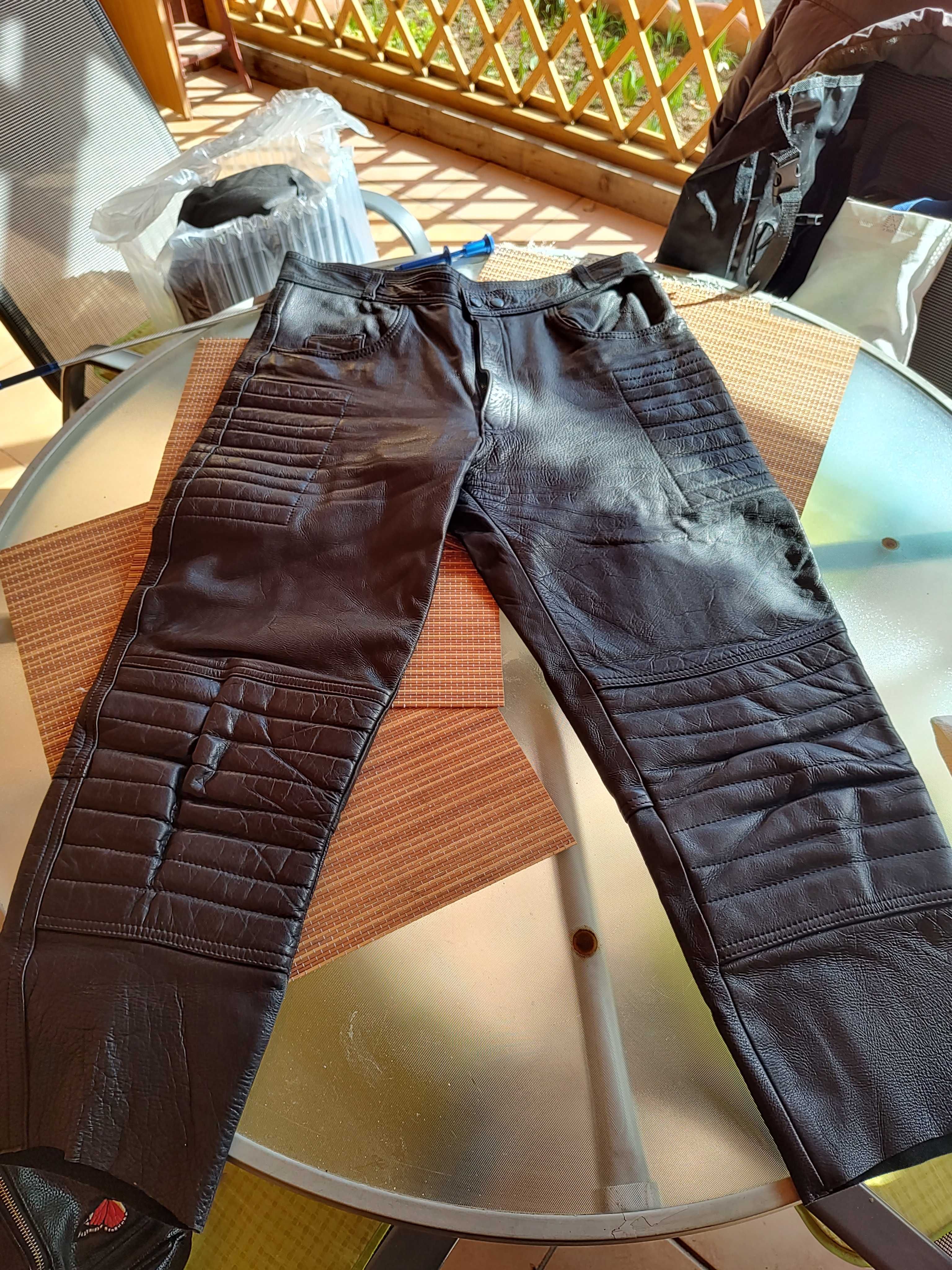 vand pantaloni moto piele naturala