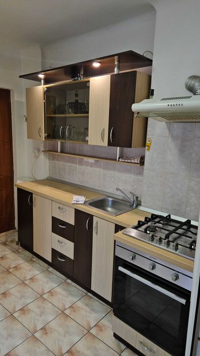 PF ap 1 cam et1/1 PARCARE GARAJ  mobilat utilat centrala str Bucuresti