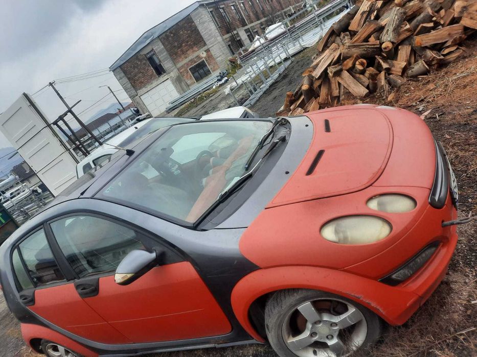 Vand autovehicul Smart pentru dezmembrare