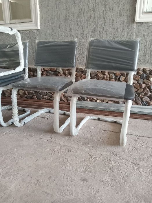 Продаются стулья