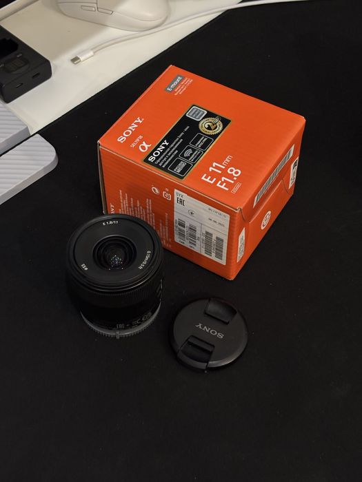 Sony E 11mm 1.8 Объектив Широкоугольный