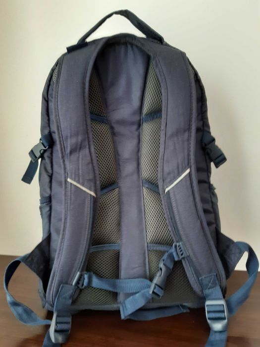 Ghiozdan Be.Bag original și cutie prânz model Minioni