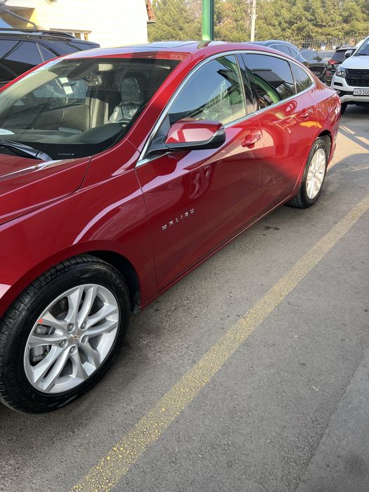 Срочно продаётся малибу небитая и некрашеная