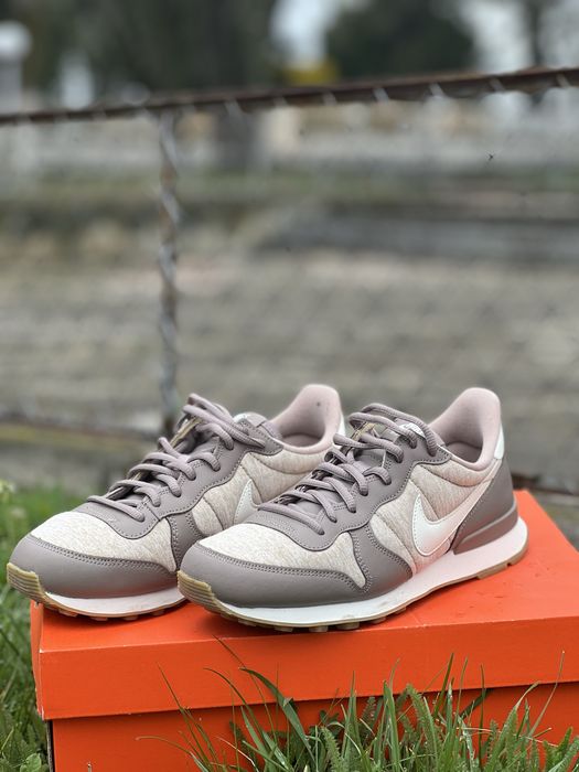 Nike Internationalist 41/26см
