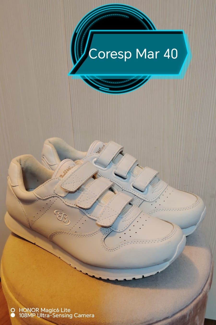 7 perechi de adidași în stare impecabila.