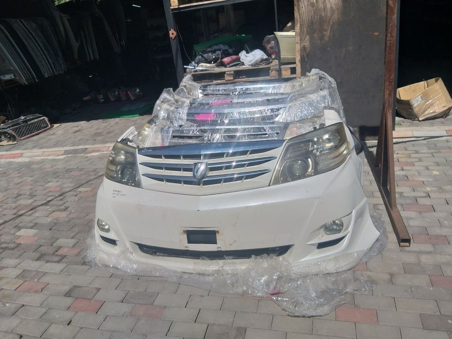 Toyota Alphard телевизор 06-08 рестайлинг