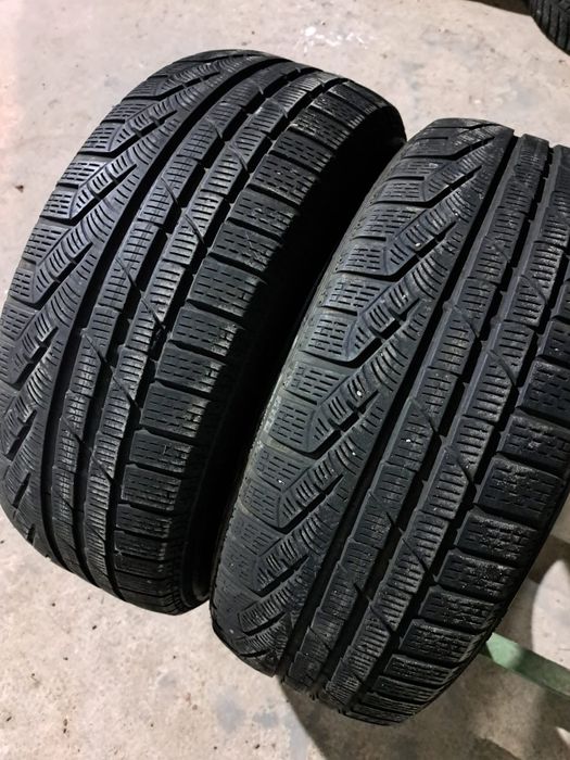 2 anvelope iarnă 225 55 r17 Pirelli