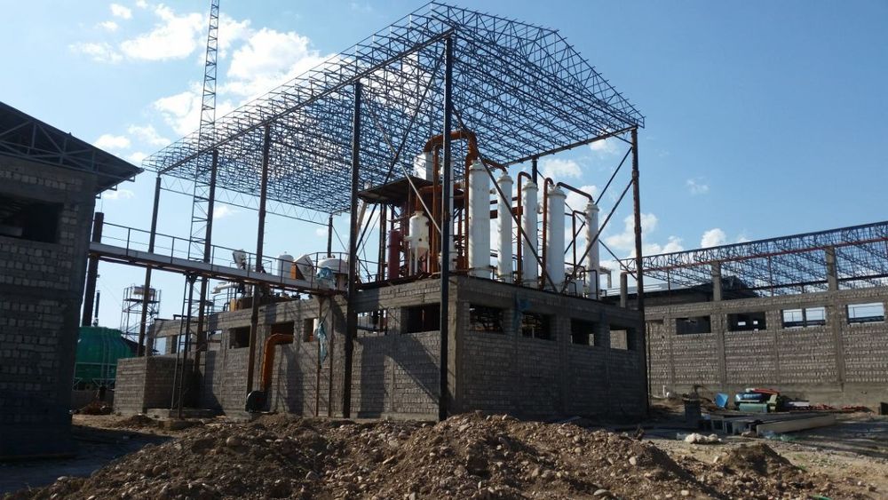 Навес ва томлар куриш хизмати.