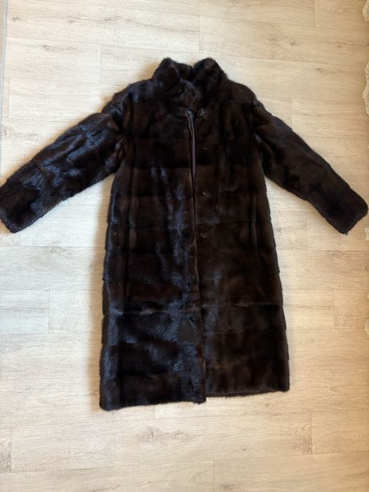 Продам норковые шубы