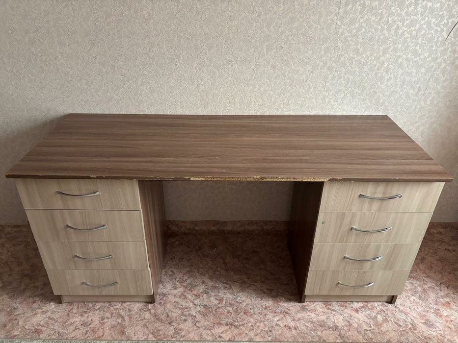 Продам за 5.000 тг шкаф тумбы кровать подростковая Самовывоз