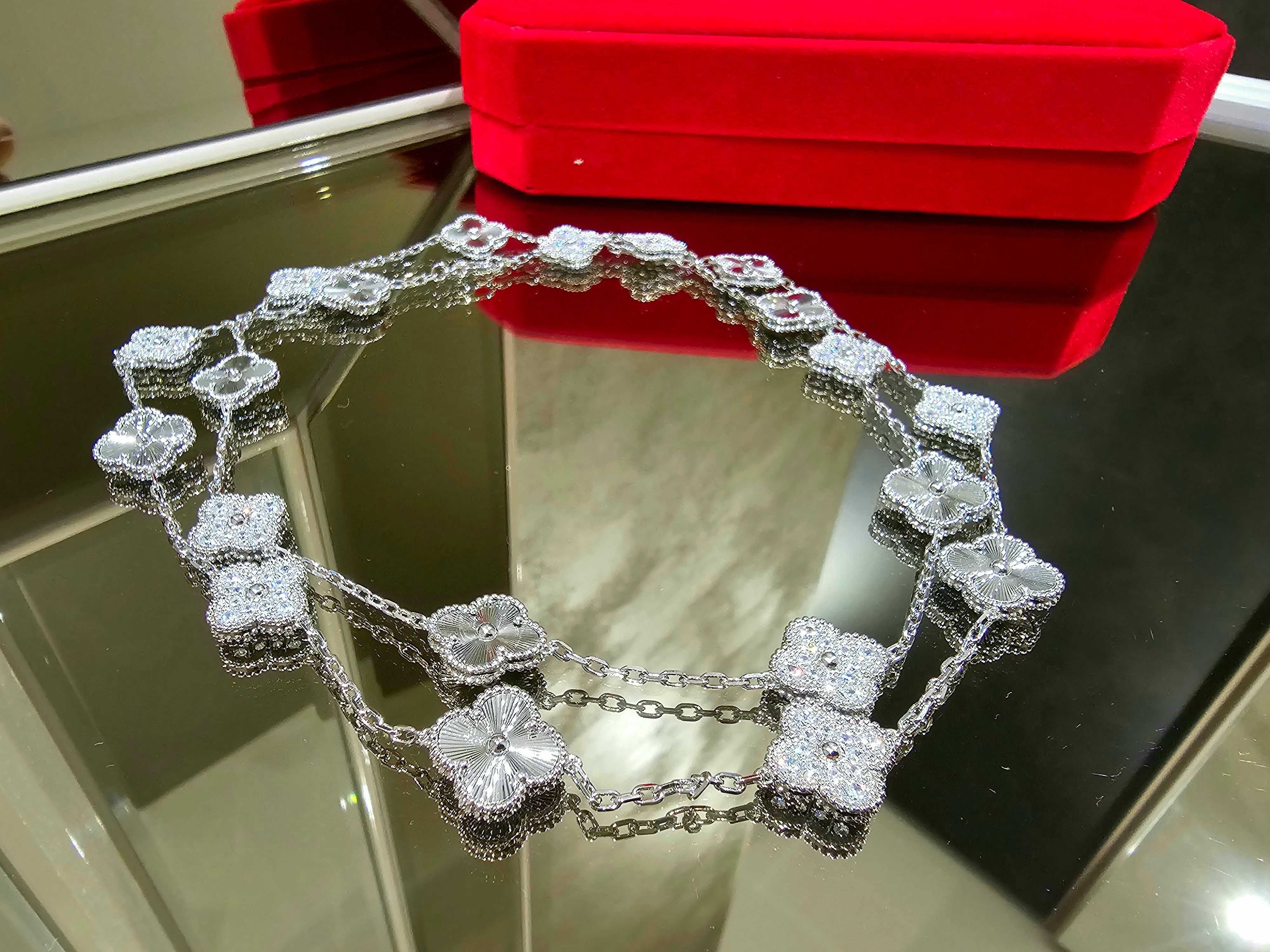 Van Cleef & Arpels VCA Silver Clear 20 Diamond Alhambra Дамско Колие