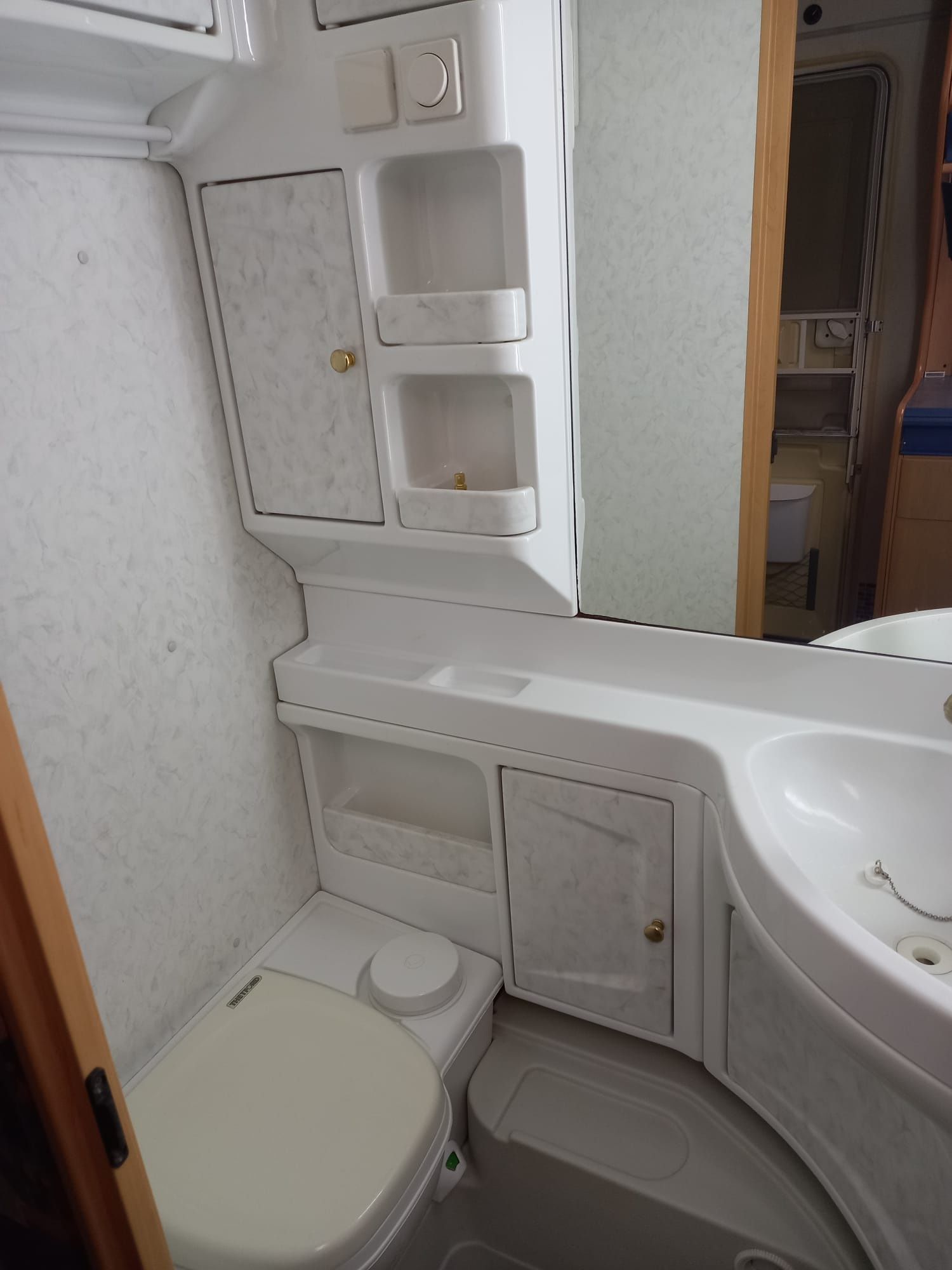 De vanzare rulota Hobby Deluxe