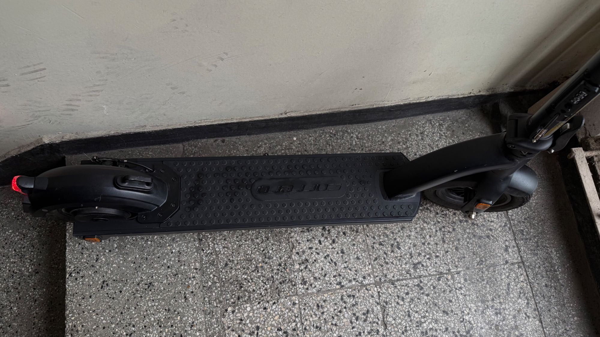 Електрическа тротинетка скутер Carrera impel is-2 2.0 10” инча 350W