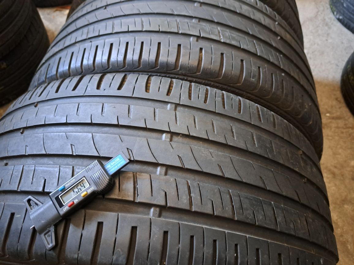 2 anvelope 235/55 R17 Barum