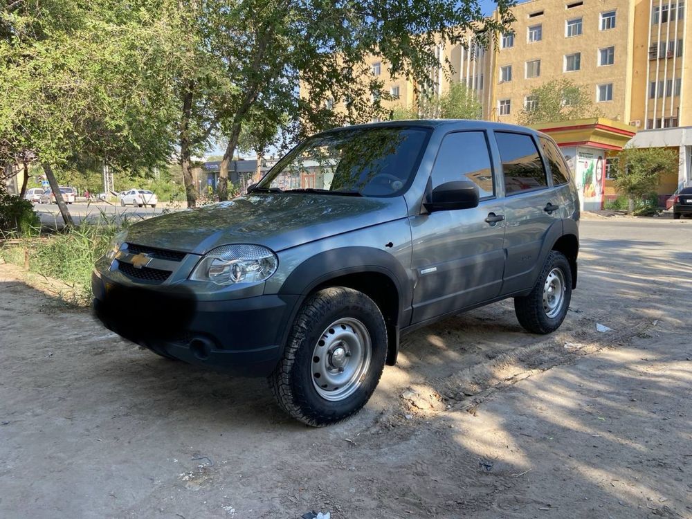 Cvevrolet Niva 2014 год пробег 73.000 км цена $6.300