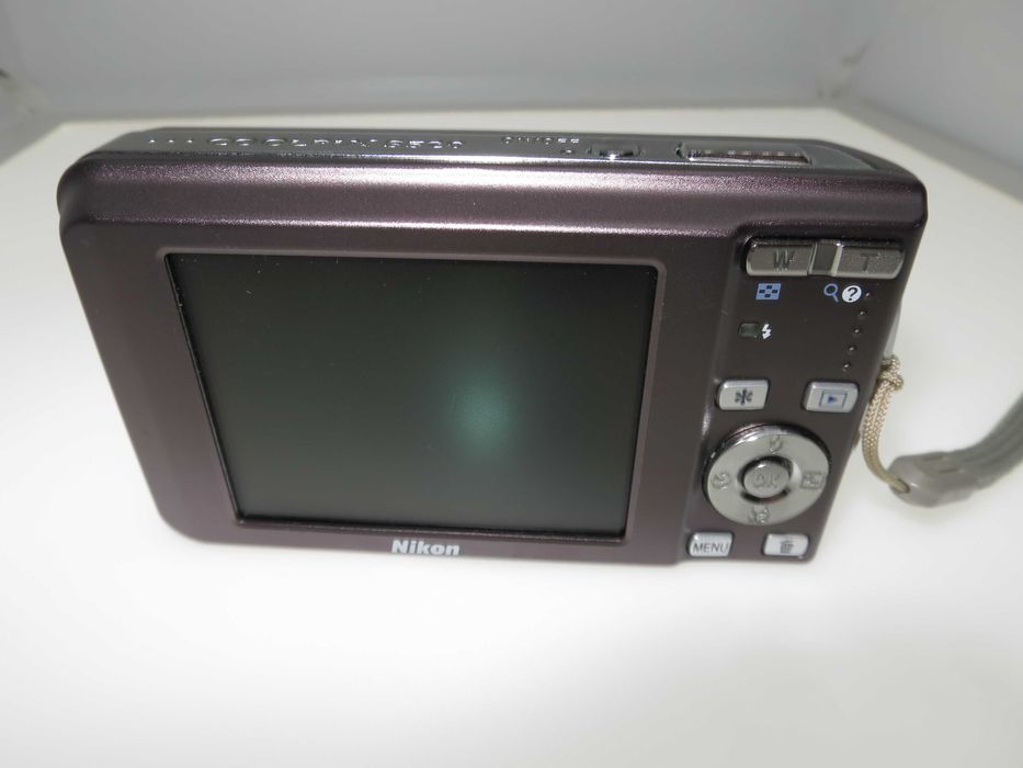 Nikon Coolpix S520 компактен цифров фотоапарат дигитална камера