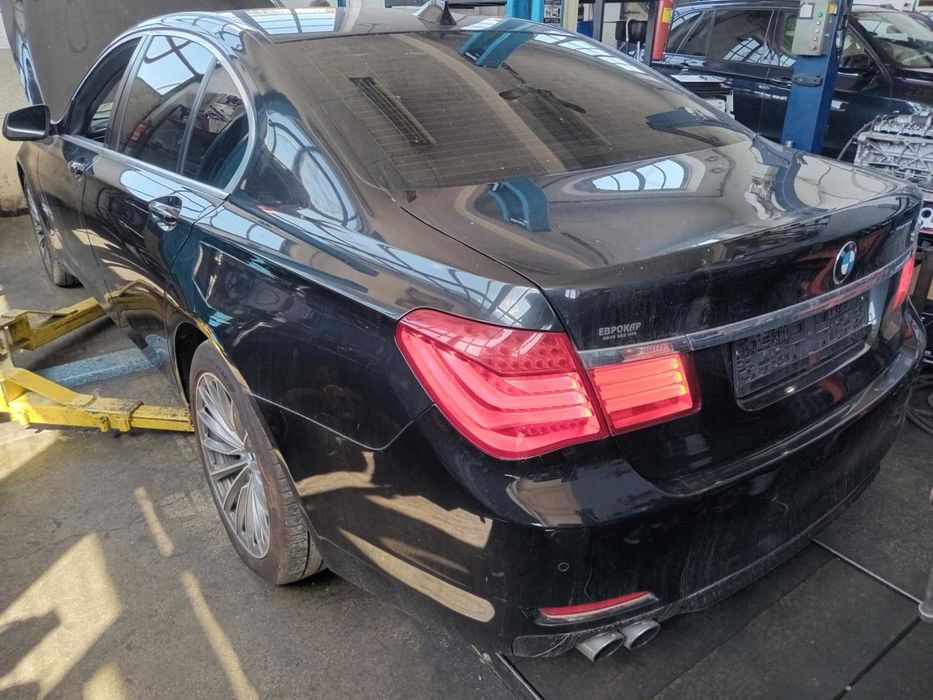 BMW 730 3.0D На части