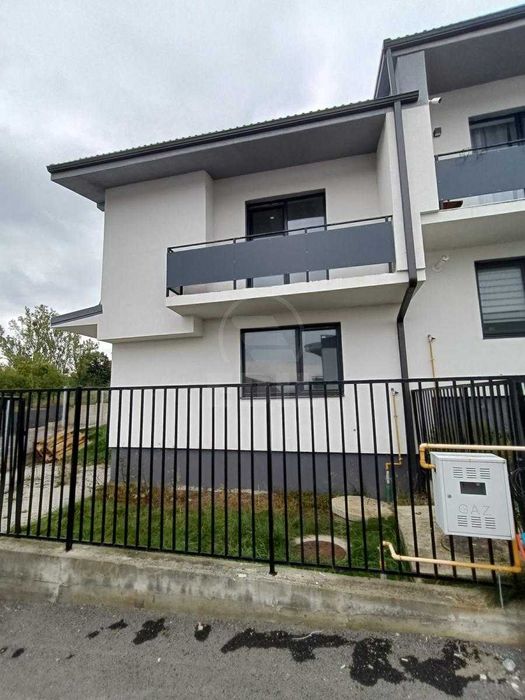 Duplex cu 5 camere, in aproprierea centrului comercial VIVO !