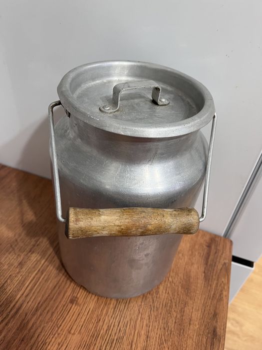 Алюминиевый бидон