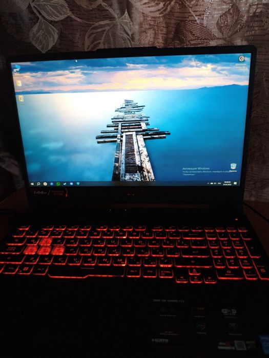 Продам ноутбук Асус 16/512