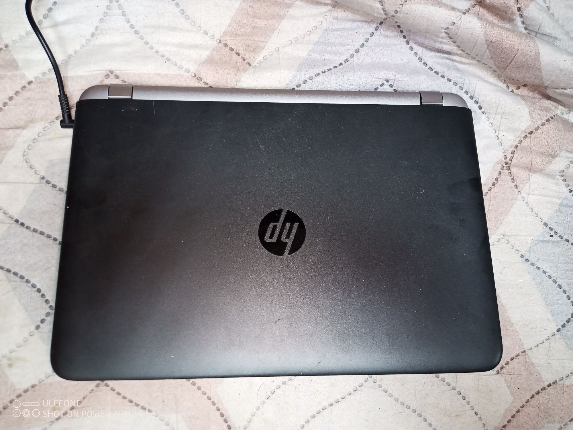 Перфектен лаптоп HP ProBook 430 G, Intel i5-6200U CPU 12.30GHz, 8 RAM,