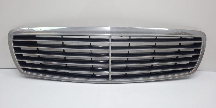 Grila radiator A2118800583 Mercedes-Benz E-Class W211