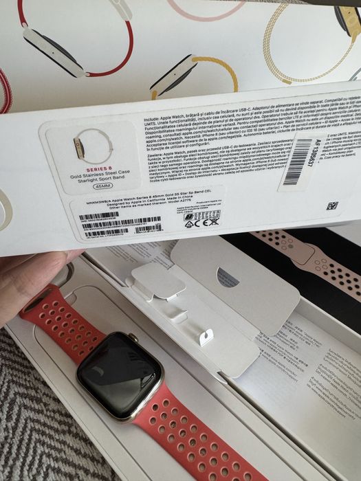 Apple watch series8 gps+cellular 45 mm Gold Stainless Steel Case