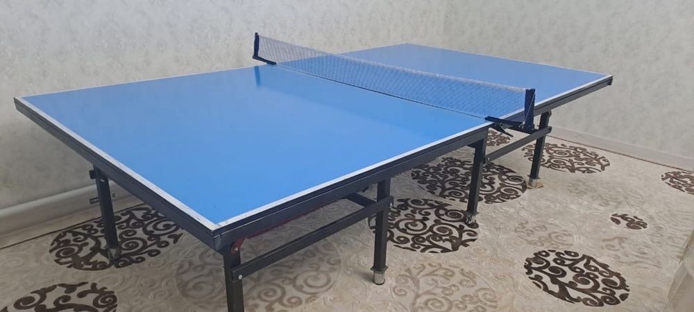Теннисный стол хорошем состояние