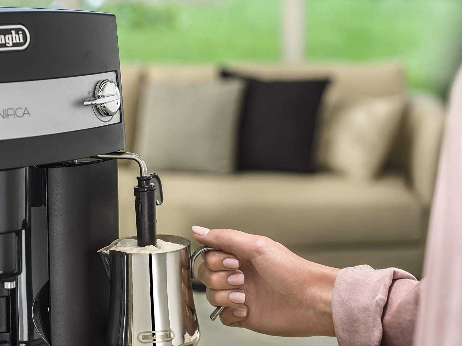 Кафеавтомат Delonghi Magnifica ESAM 3000 Автоматична кафемашина