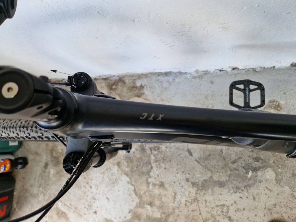 Продам велосипед  giant xtc