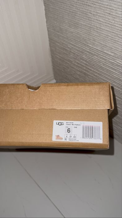 UGG classic mini platform