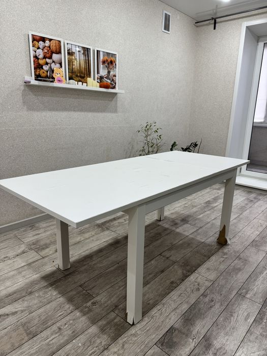 Продается стол Икеа