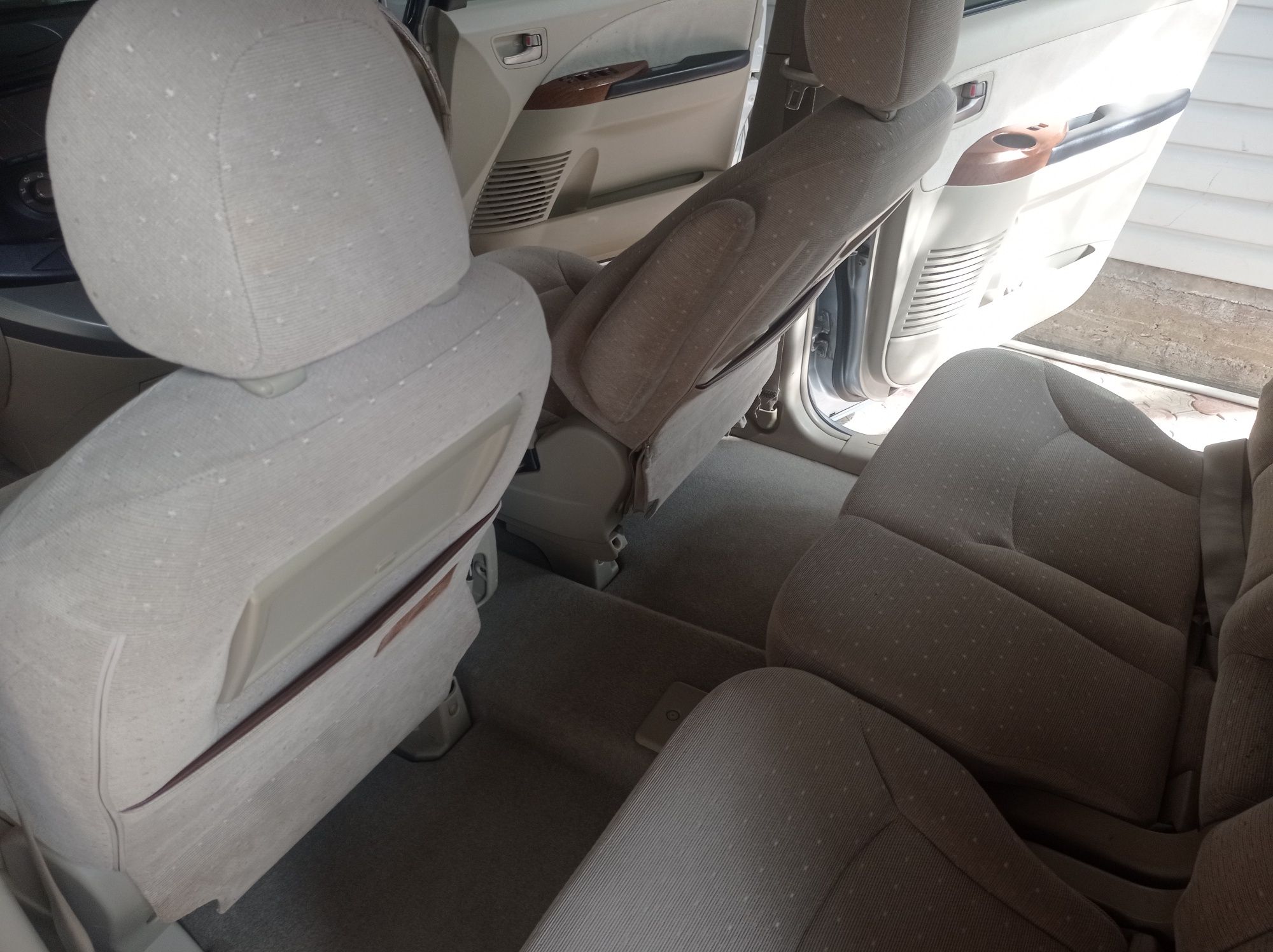 Mitsubishi Grandis