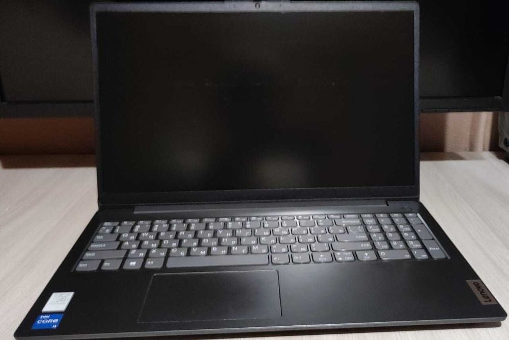 Ноутбук Lenovo для учебы/игровой