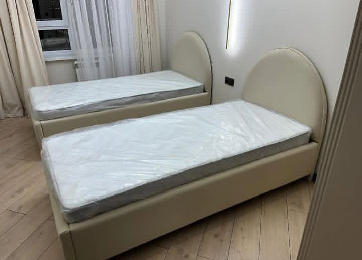 Kravatlar bir kishilik