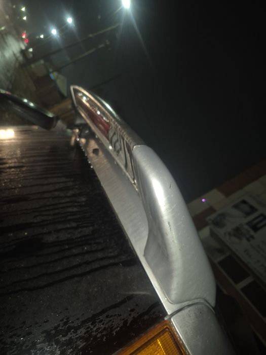 Продам оригинальный спойлер со стоп-сигналом на Хонду СРВ